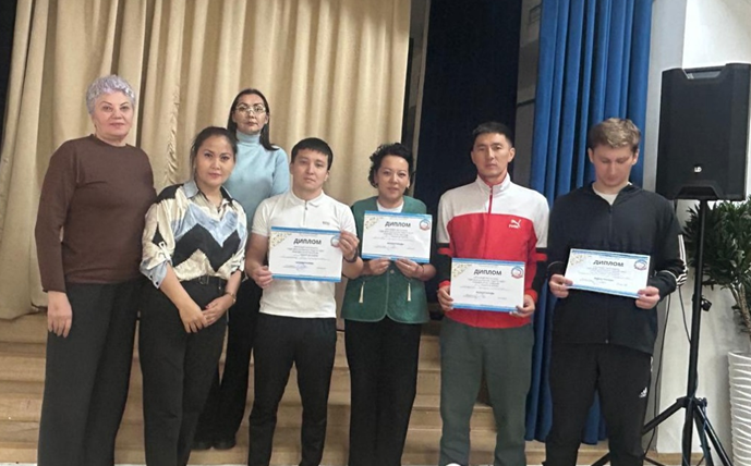 Біздің мұғалім – ауданның үздік дене шынықтыру пәні ұстаздарының бірі!