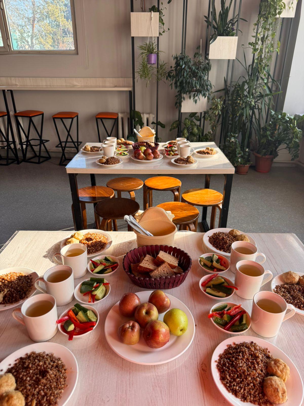 Тегін тамақтануды ұйымдастыруға арналған тағамдар мәзірі (жаз-күз)