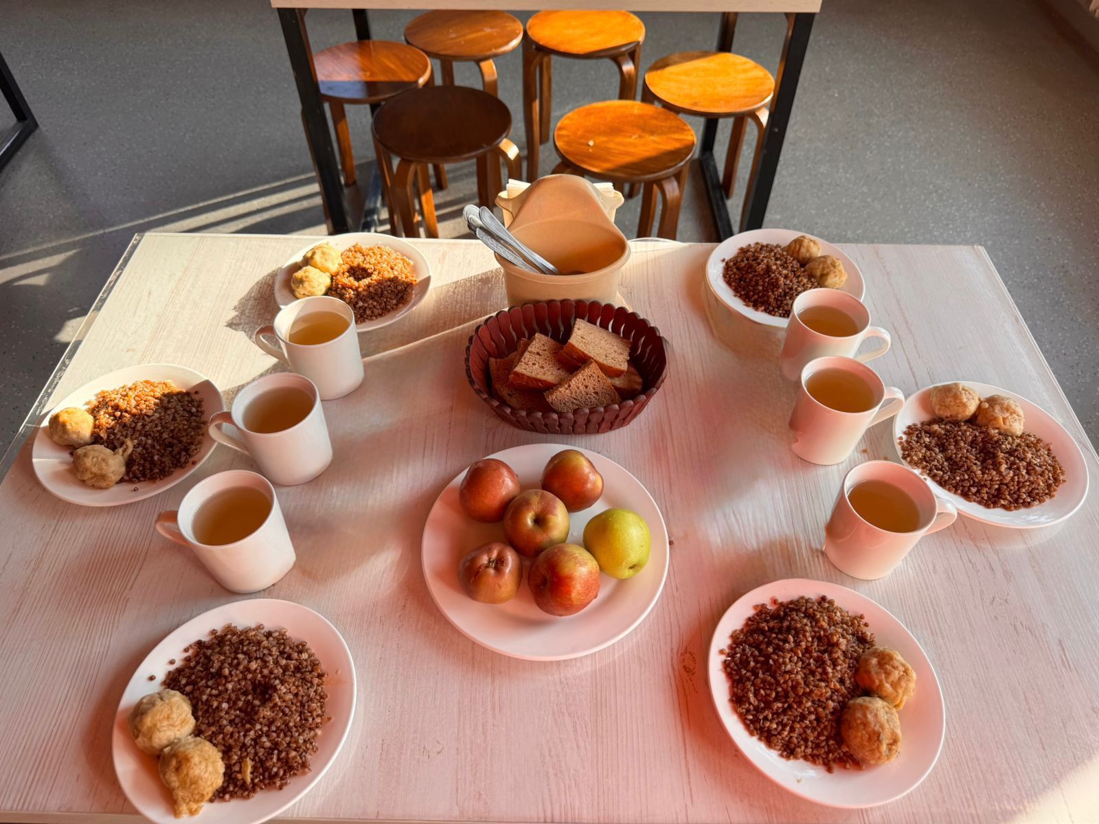 Тегін тамақтануды ұйымдастыруға арналған тағамдар мәзірі (қыс-көктем)