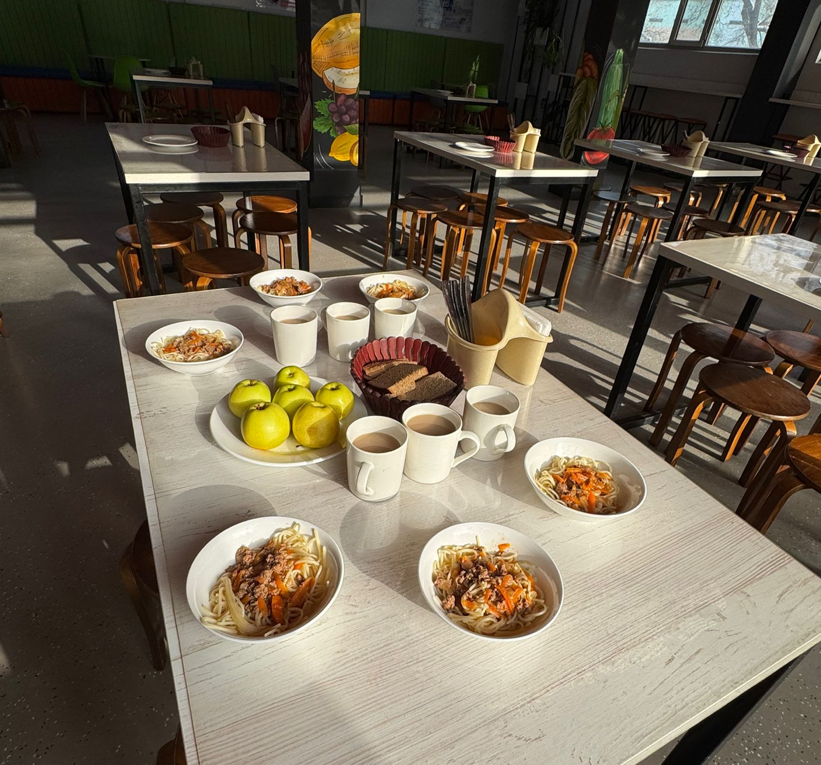 Тегін тамақтануды ұйымдастыруға арналған тағамдар мәзірі (қыс-көктем)