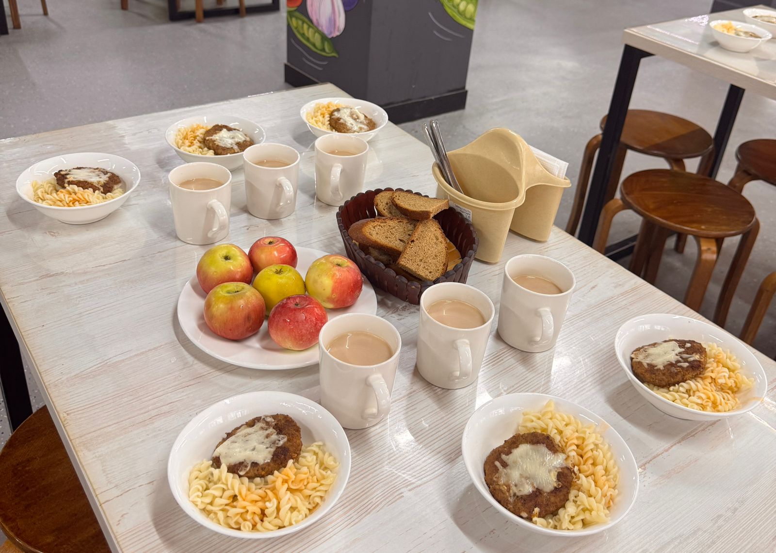 Тегін тамақтануды ұйымдастыруға арналған тағамдар мәзірі (қыс-көктем)