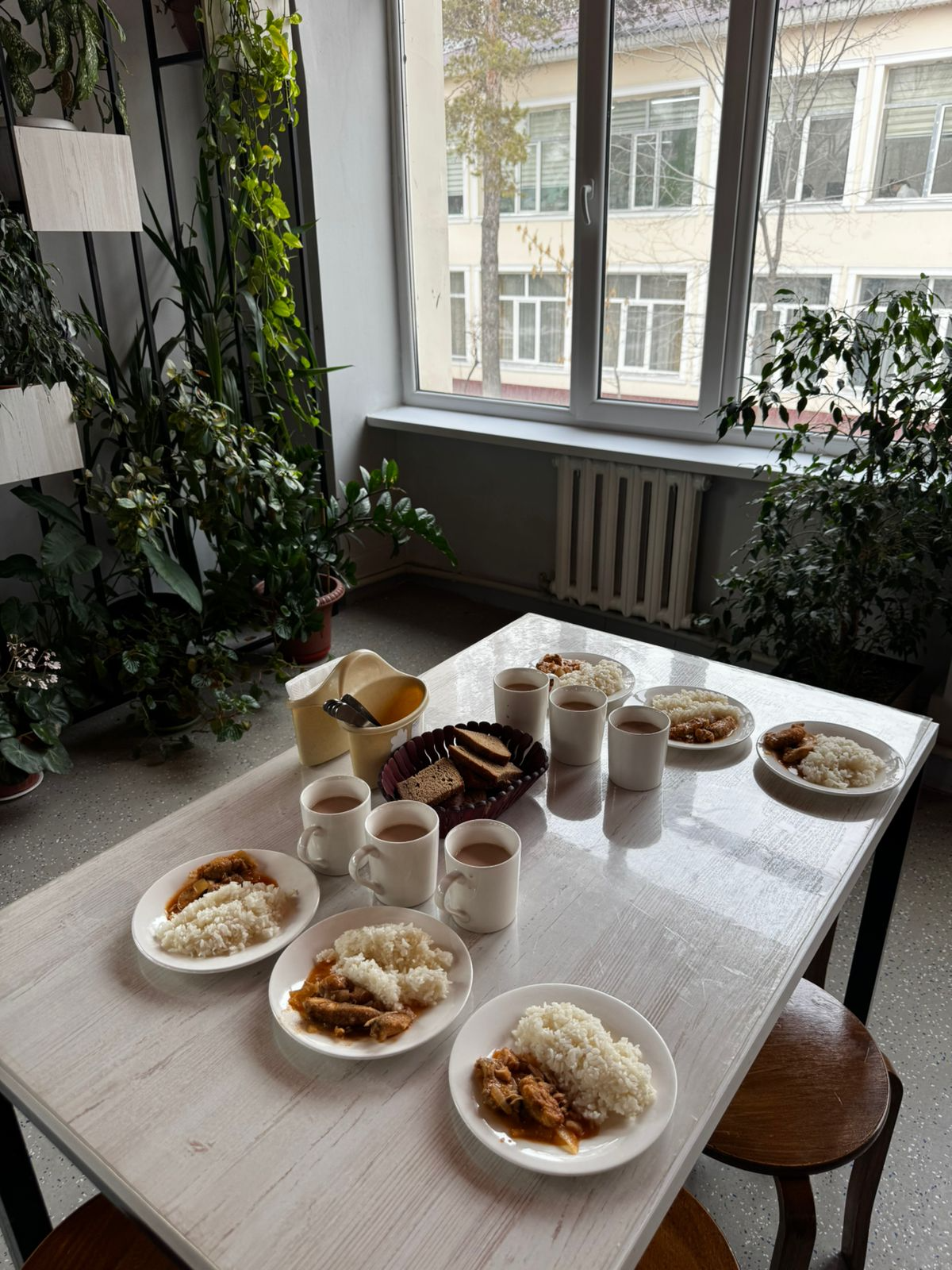 Тегін тамақтануды ұйымдастыруға арналған тағамдар мәзірі (қыс-көктем)