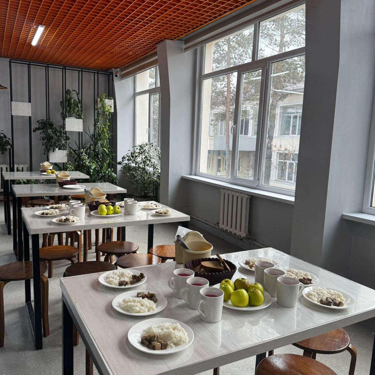 Тегін тамақтануды ұйымдастыруға арналған тағамдар мәзірі (қыс-көктем)