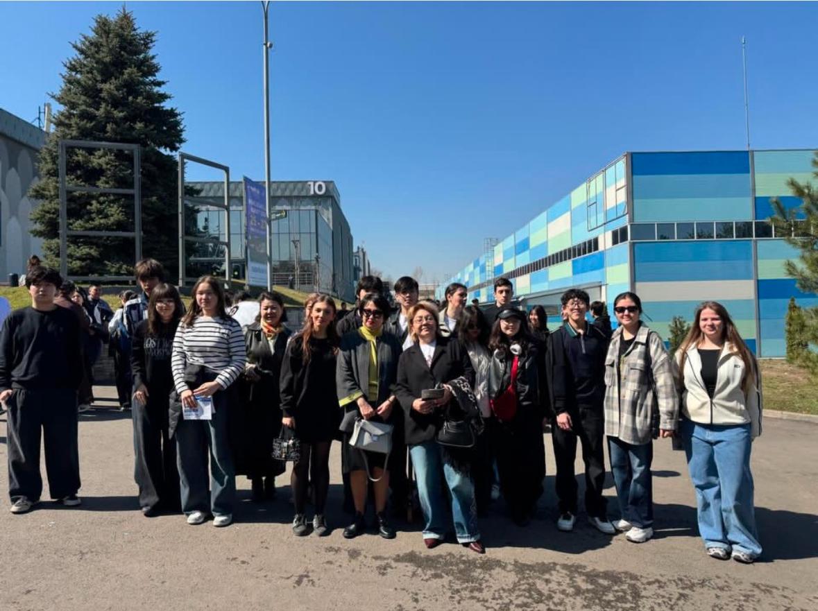 Болашақ мамандыққа қадам: оқушылар кәсіби жәрмеңкеде